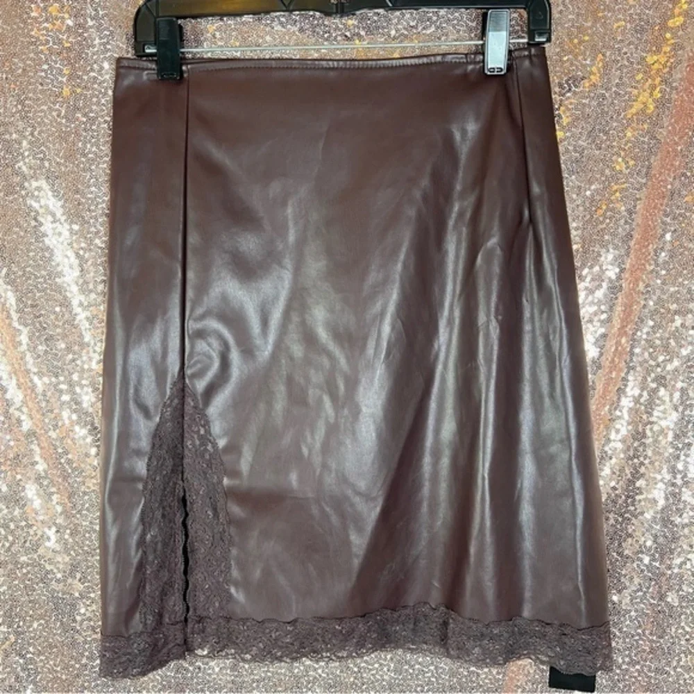 Brown Faux Leather Skirt w/ Lace Trim – Size 2X NWT